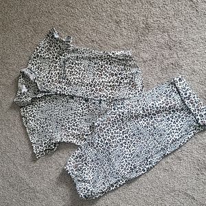 Ladies Pajamas. Size XL.  2 piece